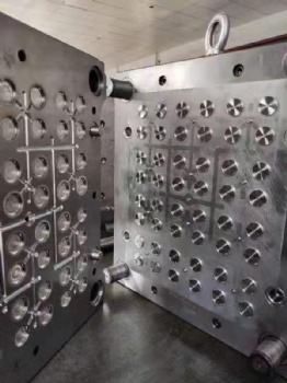 injection plastic mold